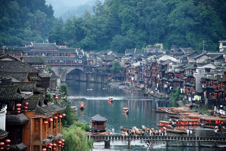 Khám phá Trung Hoa : Hà Nội - Nghi Xương - Tam Hiệp  - Phượng Hoàng Cổ Trấn - Trương Gia Giới
