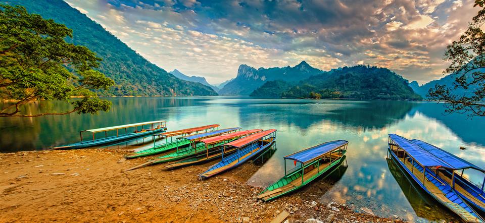 Tour Đông Bắc 5 Ngày 4 Đêm: Hà Giang – Thác Bản Giốc – Hồ Ba Bể trọn gói 2026