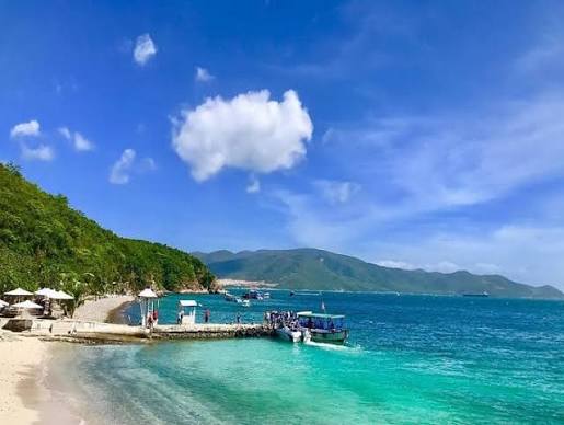 Hướng Về Miền Cát Trắng! NHA TRANG - VINWONDER/ CHÙA LONG SƠN - KDL BÃI TRANH - NHÀ HÁT ĐÓ